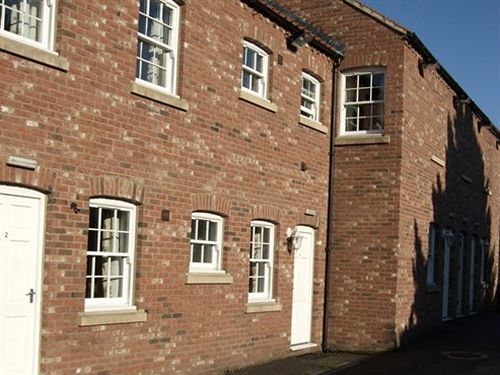 The Downe Arms Hotel Snaith Exterior photo